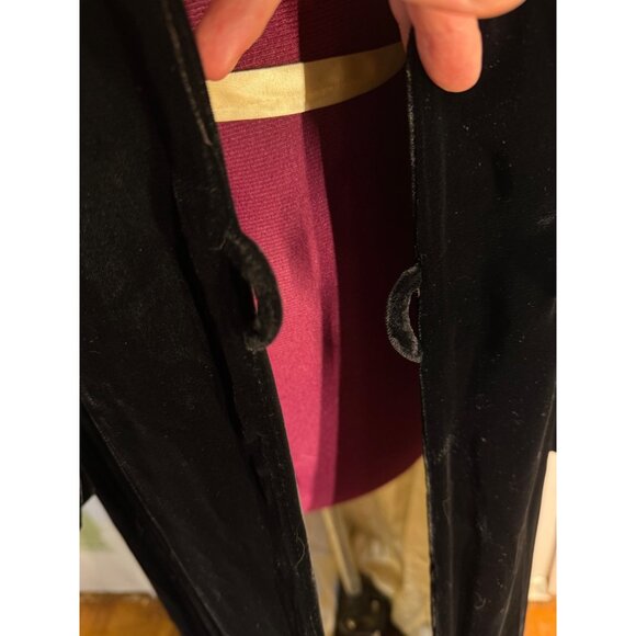 Antique 1920s Silky Velvet Black Opera Coat/Robe Puffed Collar/Sleeves - Picture 10 of 16